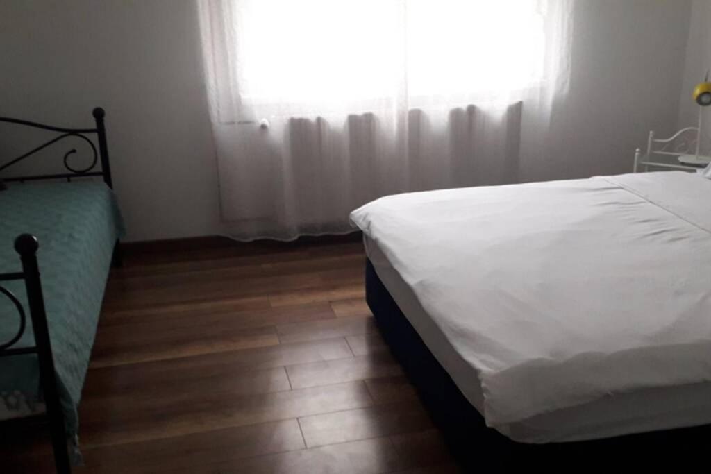 Apartman Megi & Studio Apartman Tomi - Self Check In Krapina Exterior photo