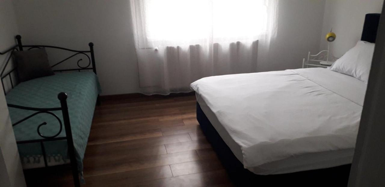 Apartman Megi & Studio Apartman Tomi - Self Check In Krapina Exterior photo