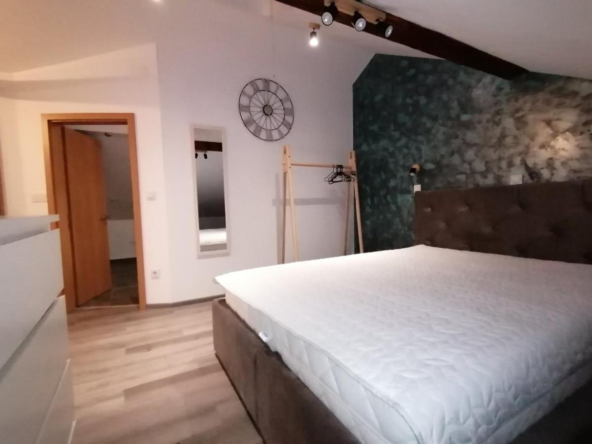 Apartman Megi & Studio Apartman Tomi - Self Check In Krapina Exterior photo