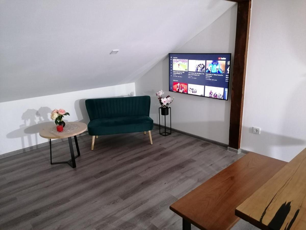 Apartman Megi & Studio Apartman Tomi - Self Check In Krapina Exterior photo