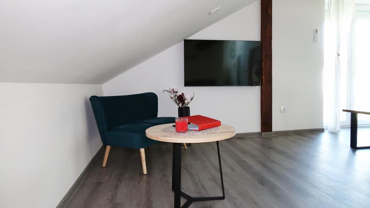 Apartman Megi & Studio Apartman Tomi - Self Check In Krapina Exterior photo