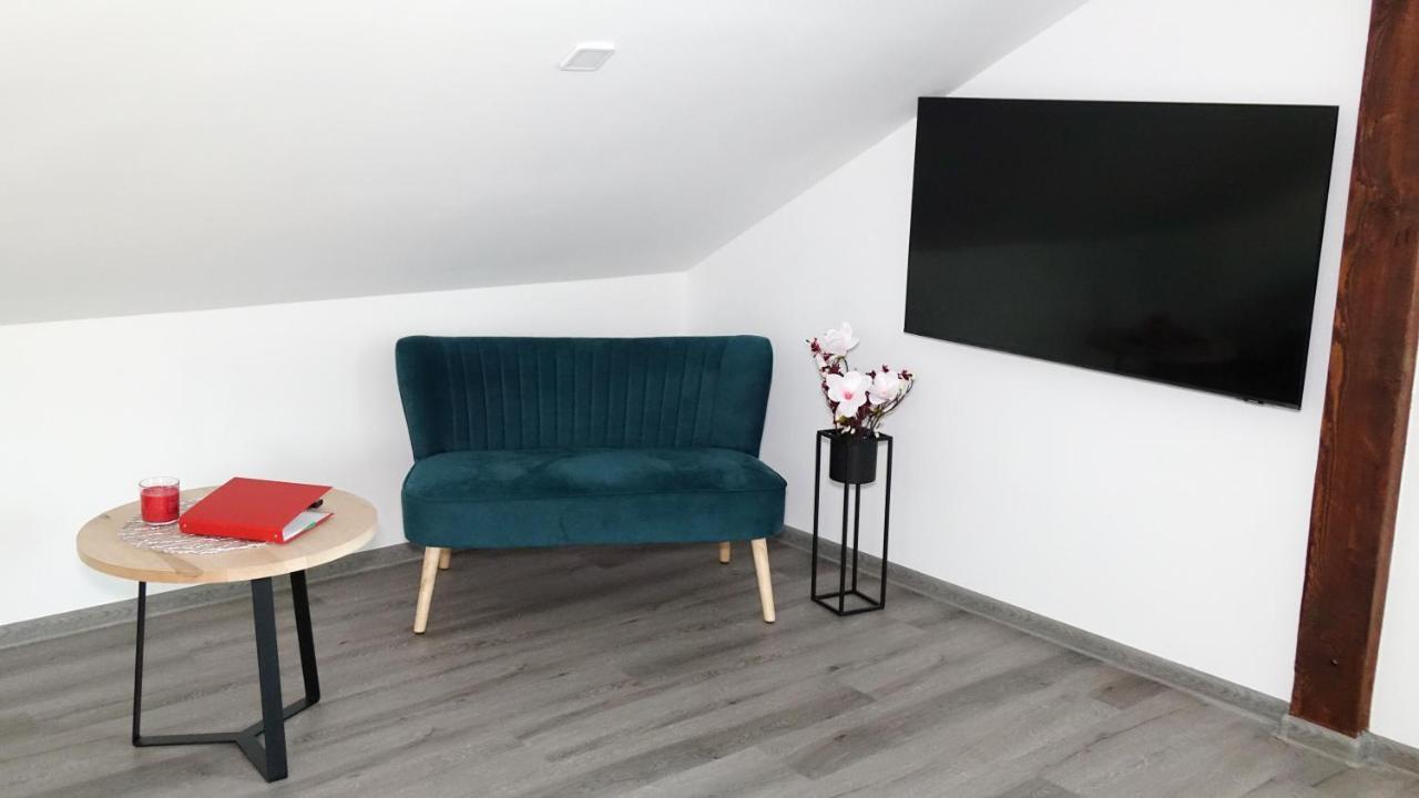 Apartman Megi & Studio Apartman Tomi - Self Check In Krapina Exterior photo